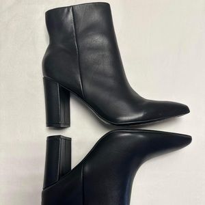 Mark Fisher Womens Bootie Black Size 10 block heel